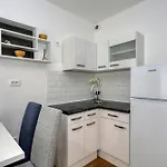 Charming Sparcle In Dalmatia Appartement *