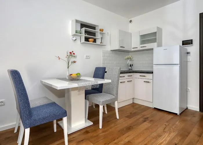 Charming Sparcle In Dalmatia זאדאר