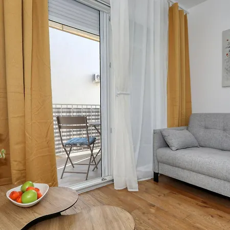 公寓 Charming Sparcle In Dalmatia 扎达尔