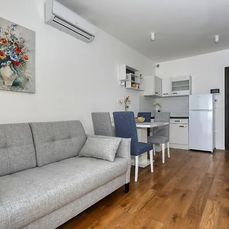 公寓 Charming Sparcle In Dalmatia 扎达尔