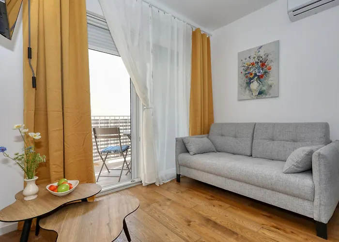 Charming Sparcle In Dalmatia Zadar