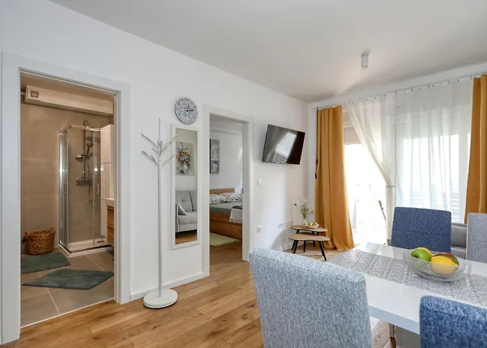 Charming Sparcle In Dalmatia Апартаменты *